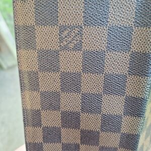 Louis Vuitton  Damier